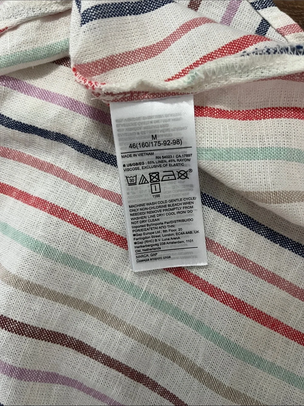 GAP lightweight cream
